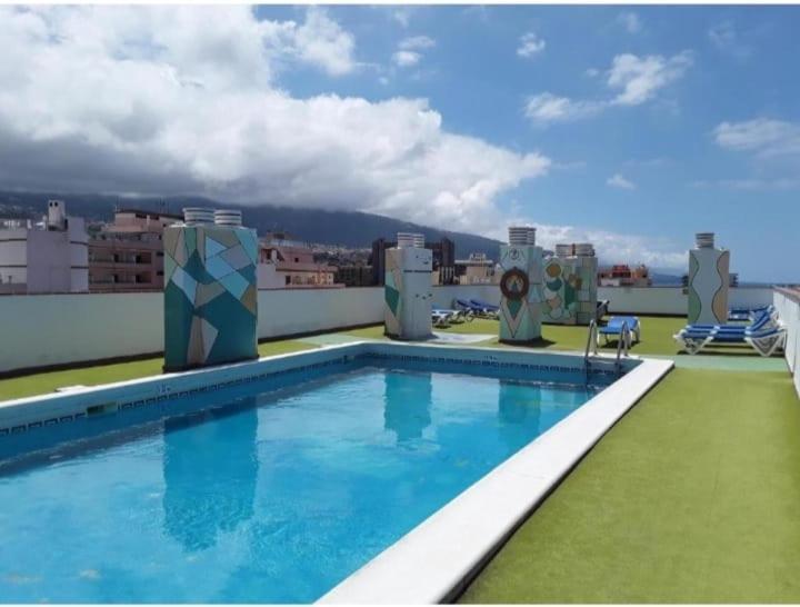 Toplage. Blick. Sauber. Guenstig. Pool. Gepflegt Puerto de la Cruz  Luaran gambar